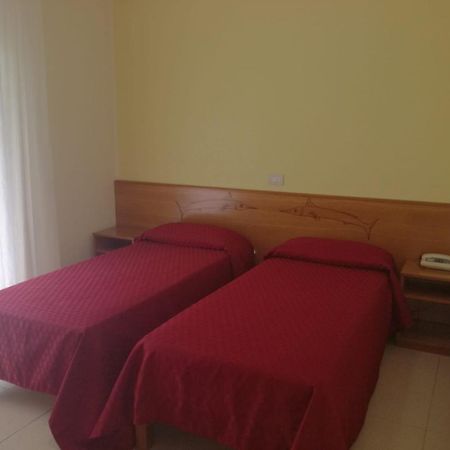 Albergo Boccaccio 빌라 산 조반니 외부 사진